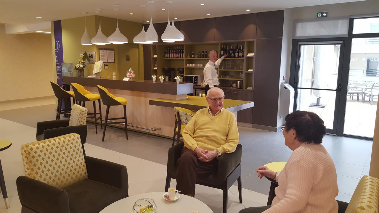Residence Seniors Domitys Les Hautes Feuilles Reims Bagian luar foto